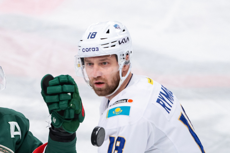 В «Челны» пришёл Евгений Рымарь, но вскоре покинул команду