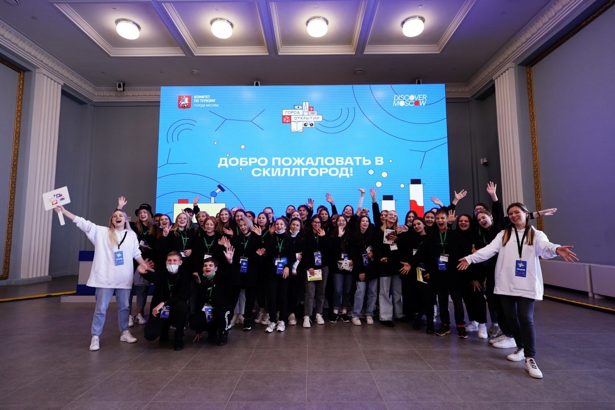 образовательный туризм москва. культурно образовательный туризм. образовательный туризм москва. мостуризм киселева. москва туристы на вднх.