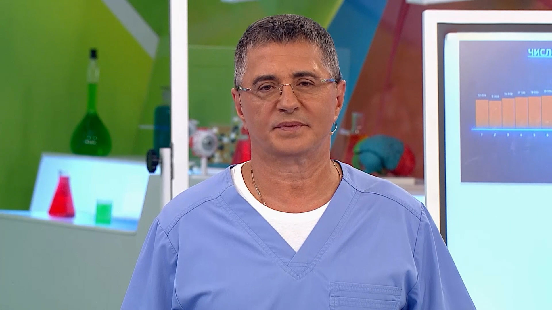 мясников александр леонидович фото. телеведущий александр мясников. врач телеведущий. александр мясников. мясников таджик.