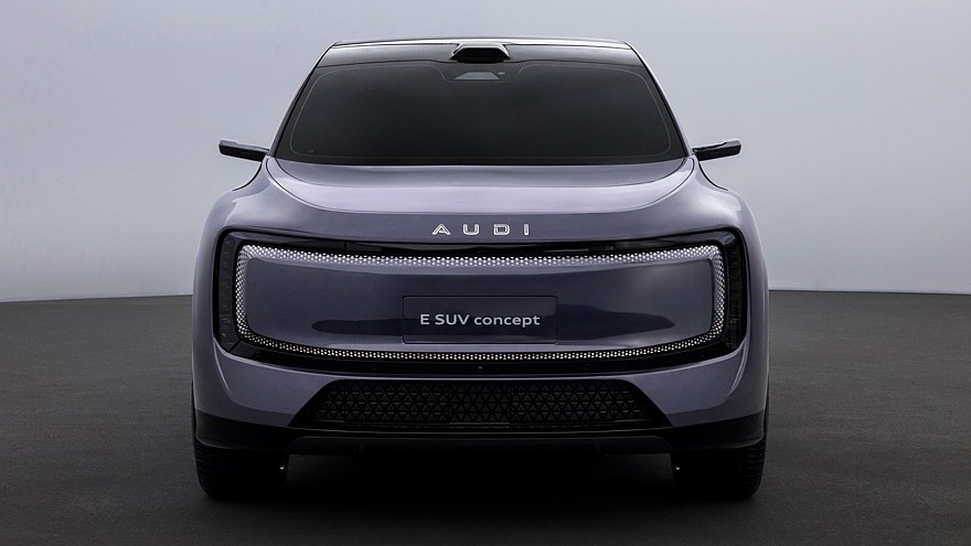 Концепт AUDI E SUV