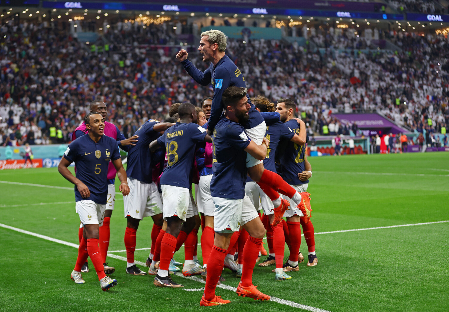 Результат игр чемпионата англии. Сборная Франции 2022. Сборная Франции ЧМ 2022. Франция футбол команда 2022. Сборная Франции в Катаре.