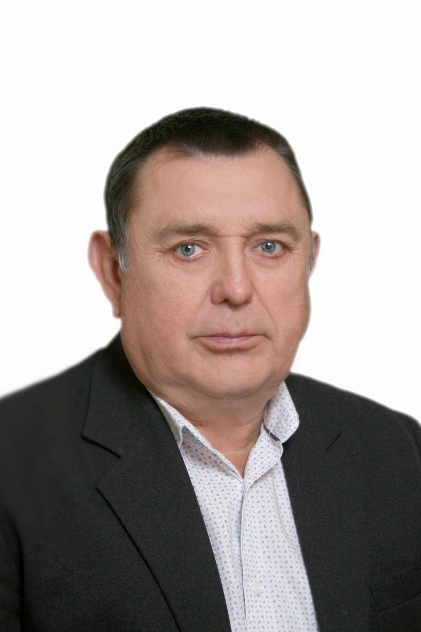 От армейской гитары — к литературным наградам! Продолжаем знакомить вас с Лауреатами Международной премии «Филантроп».