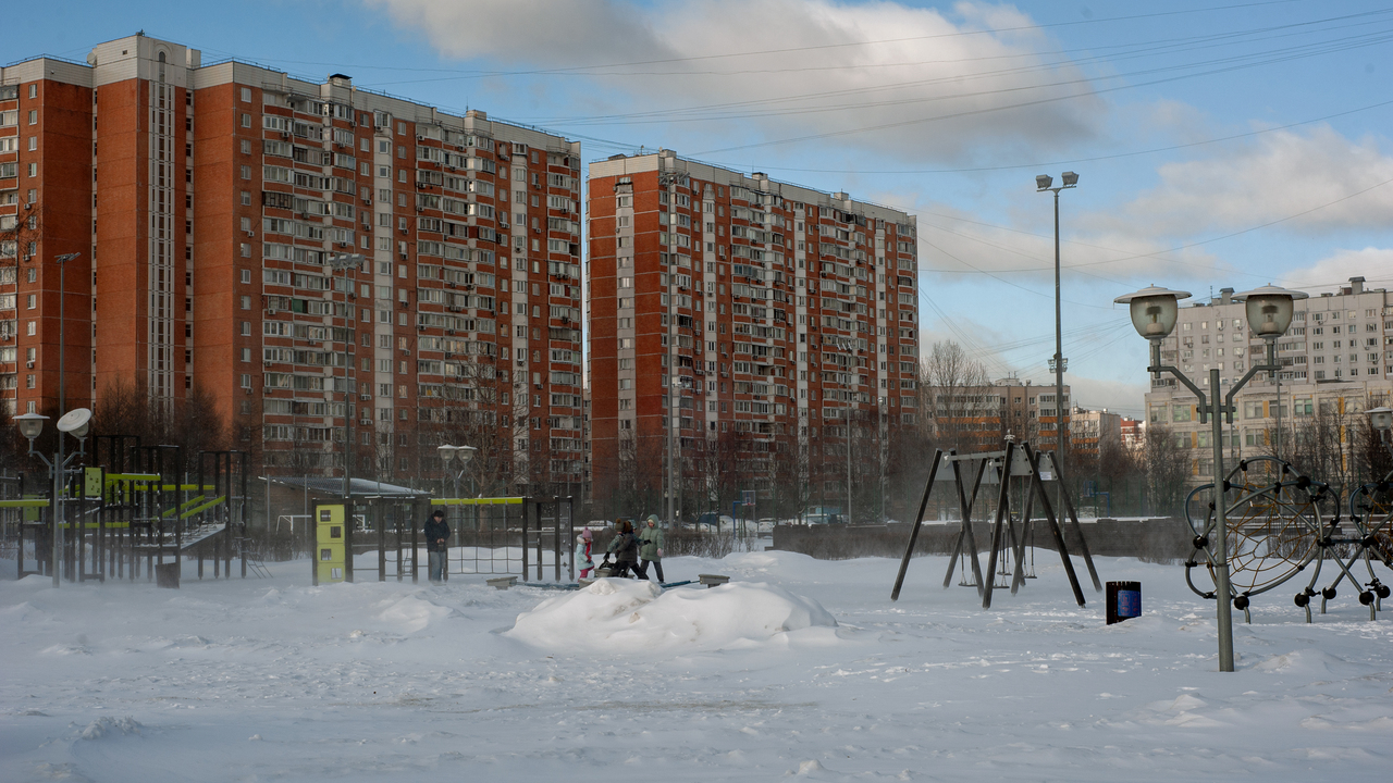 Московская область люберцы 15. Люберцы Московская область. Подмосковье город Московский. Люберцы красная горка 2022. Горка на улицу.