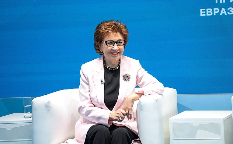Галина Карелова