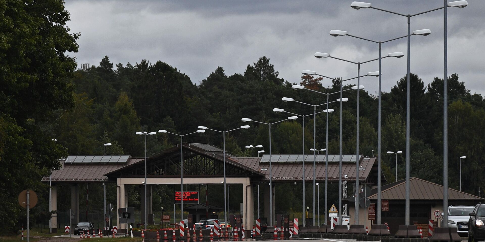 Пропускной пункт на въезде на авиабазу ВВС США Рамштайн в Германии. - ИноСМИ, 1920, 12.11.2025