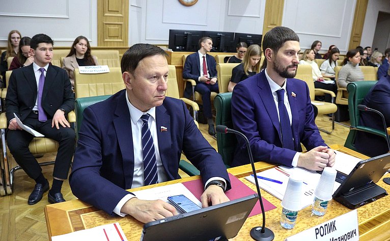 Парламентские слушания Комитета СФ по федеративному устройству, региональной политике, местному самоуправлению и делам Севера «Инновации и современные технологии в строительстве и жилищно-коммунальном хозяйстве»