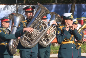 Церемония возложения цветов к памятнику Александра Михайловича Василевского прошла в Хабаровске