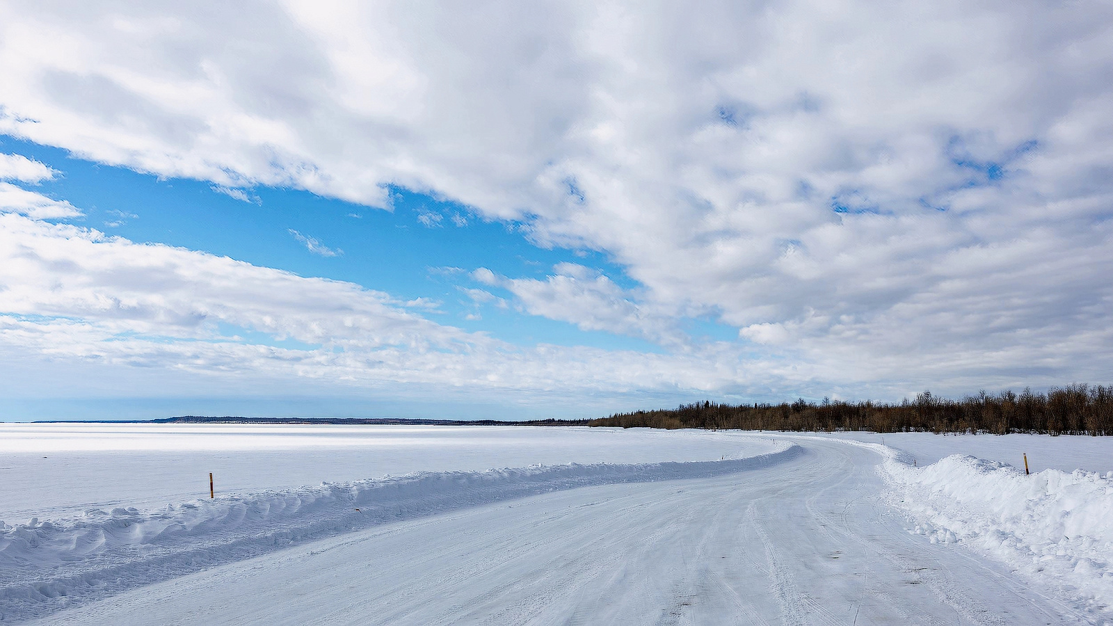 На Ямале запустили чат-бот о работе региональных зимников