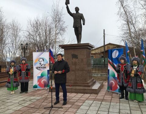 В Вилюйском улусе отметили День государственности Якутии