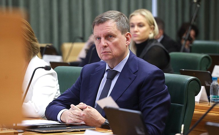 Андрей Епишин