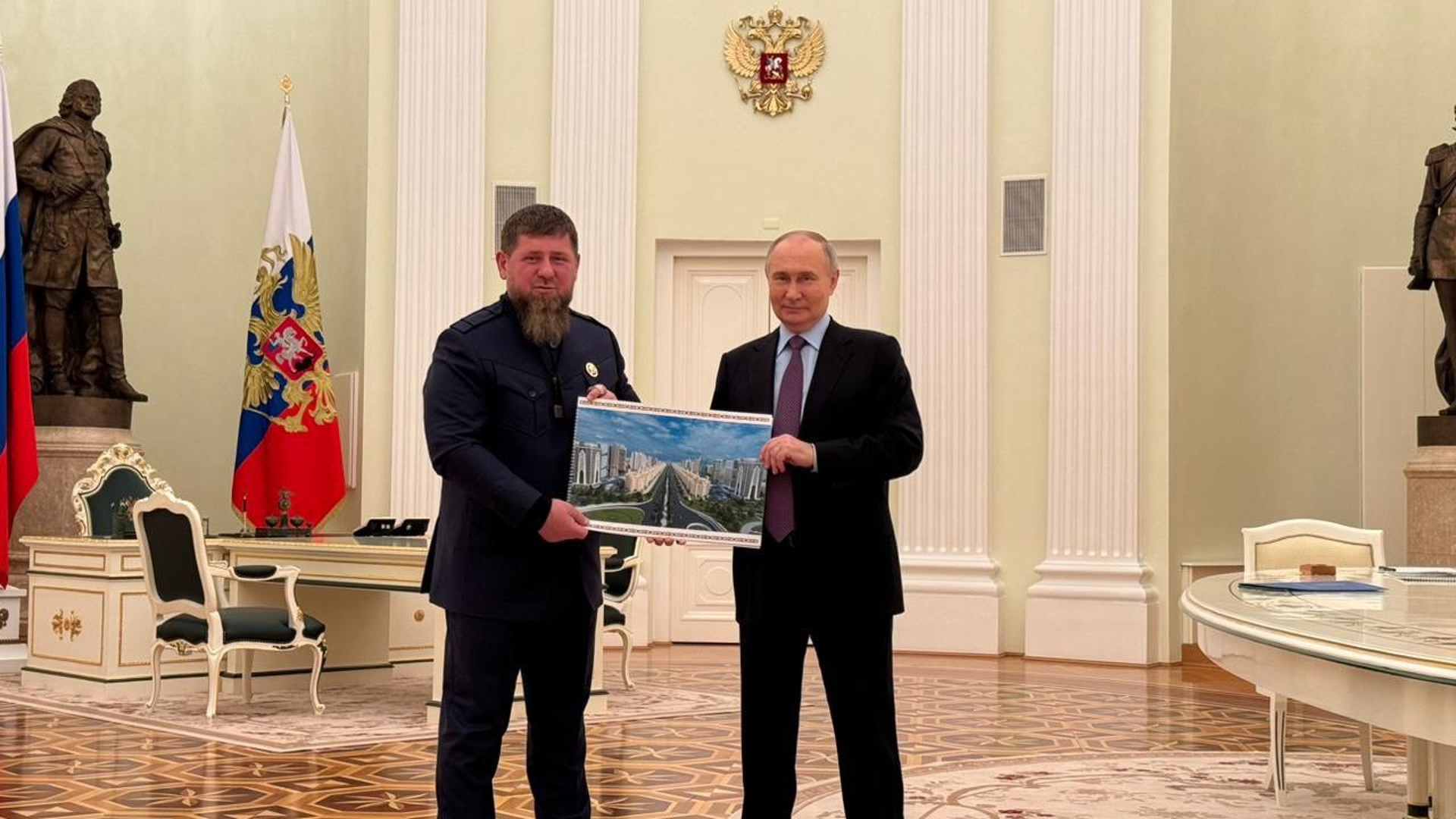 Кадыров доложил Путину о социально-экономической ситуации в Чечне