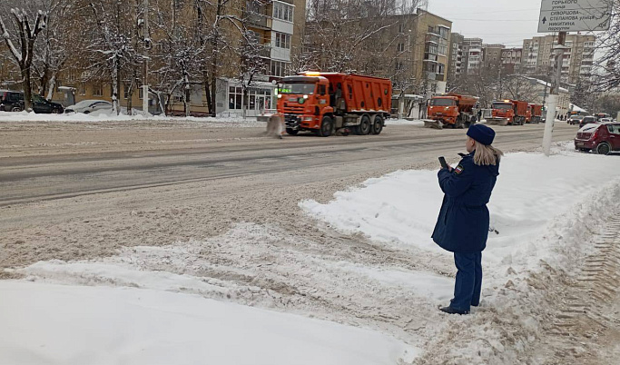 Прокуроры нашли нарушения на дорогах Твери