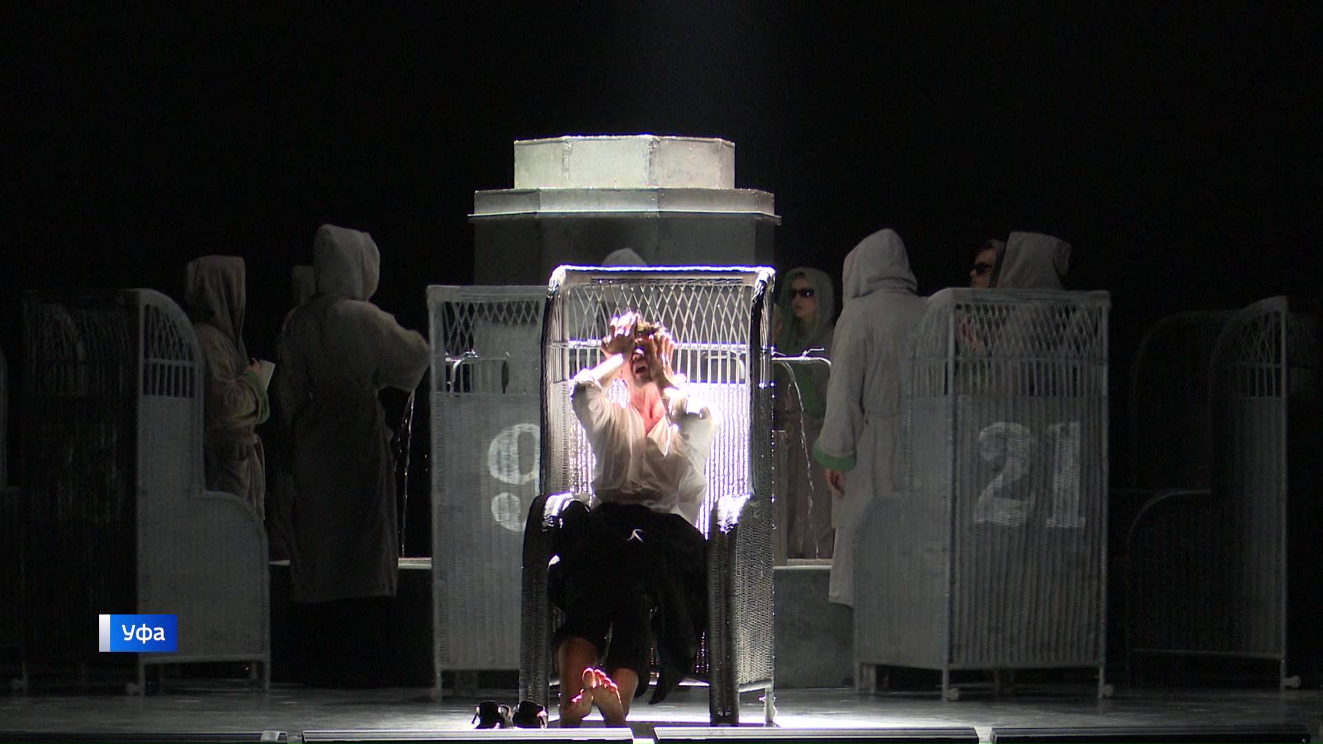 Старейший Александринский театр приехал на гастроли в Уфу - сюжет 