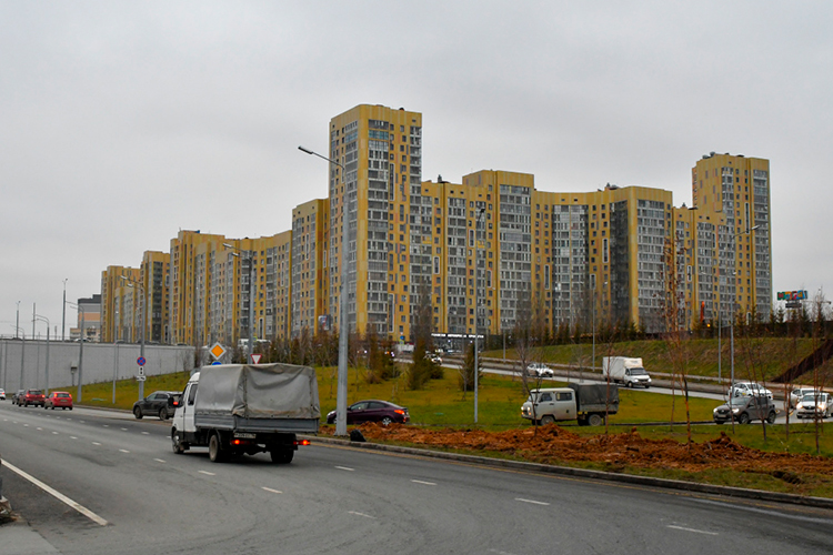 Не исключено, что средним и малым застройщикам Казани и Татарстана останутся проекты точечной застройки в центре и спальных районах города. Пример тому — группа компаний «ЖИК» Эмиля Хуснутдинова, которая после строительства ЖК «Победа» не ведет собственных проектов