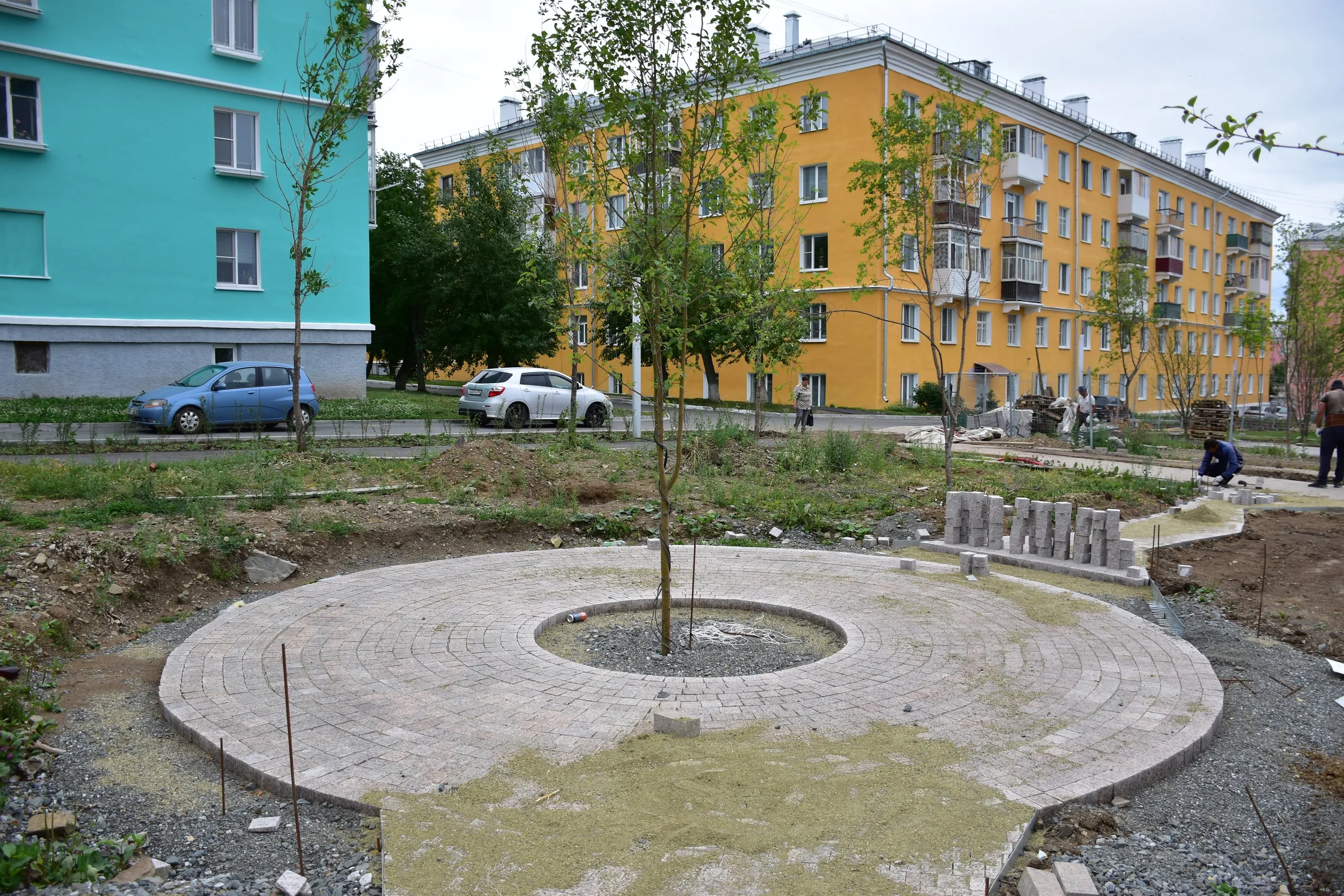 Тихомировский парк Краснотурьинск. Тихомировский парк Краснотурьинск камера. Гранитная улица.