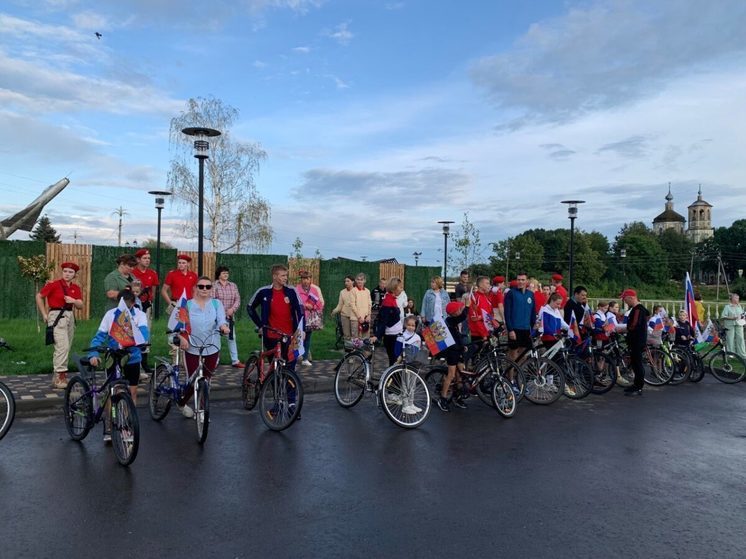 Велопарад «Под флагом России» прошёл в Торопце