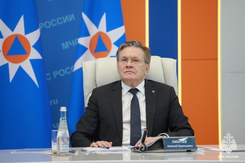 МЧС России и Минприроды поддерживают создание 100-метровых противопожарных полос между зданиями и лесными насаждениями