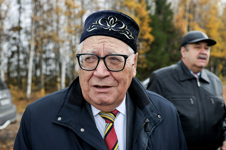 Поэт Радиф Гаташ: «Родился в нужное время и служил своему народу вплоть до своей кончины»