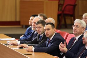 максим иванов