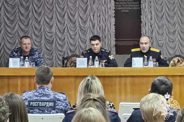 На Ставрополье росгвардейцы отметили 73-ю годовщину образования подразделений вневедомственной охраны