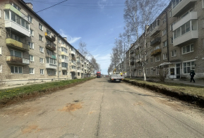 По информации Главы Советско-Гаванского района Дмитрия Чайки, в Советской Гавани активно ведутся работы по ремонту дорожной сети.