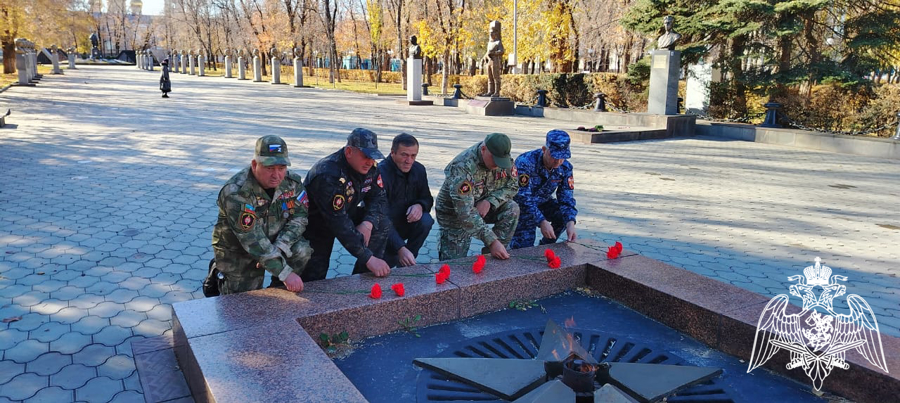 В Карачаево-Черкесии представители Росгвардии провели для школьников региона урок Мужества