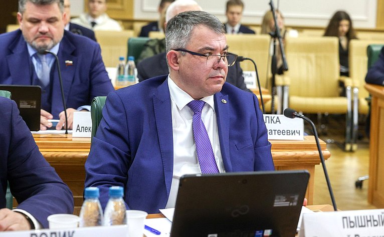 Заседание Совета по вопросам развития Сибири при Председателе Совета Федерации на тему «Сибирская экономика – от сырьевой к высокотехнологичной»