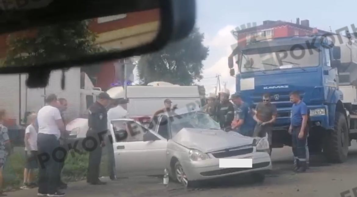 Авария в прокопьевске вчера. Сводка дтп прокопьевск. Инцидент прокопьевск. Происшествия прокопьевск. Белый лексус прокопьевск авария.