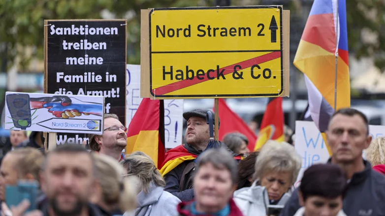 Демонстрация против роста цен на энергоносители в Германии