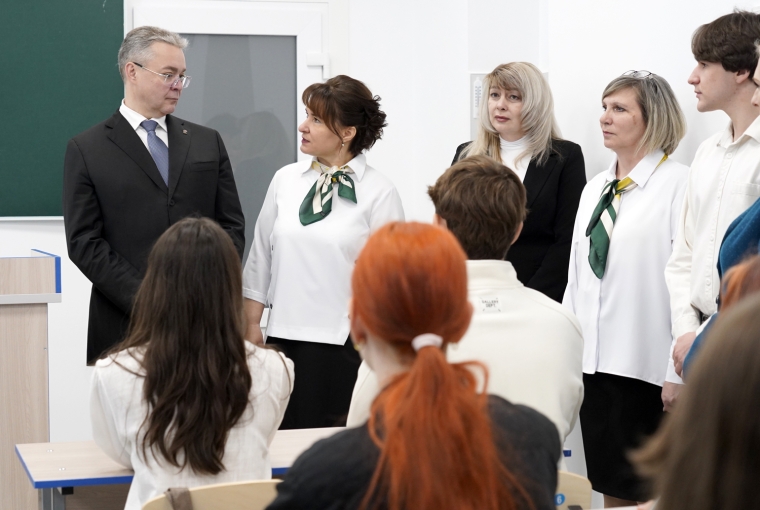 РАБОЧАЯ ПОЕЗДКА В ПЕТРОВСКИЙ ОКРУГ