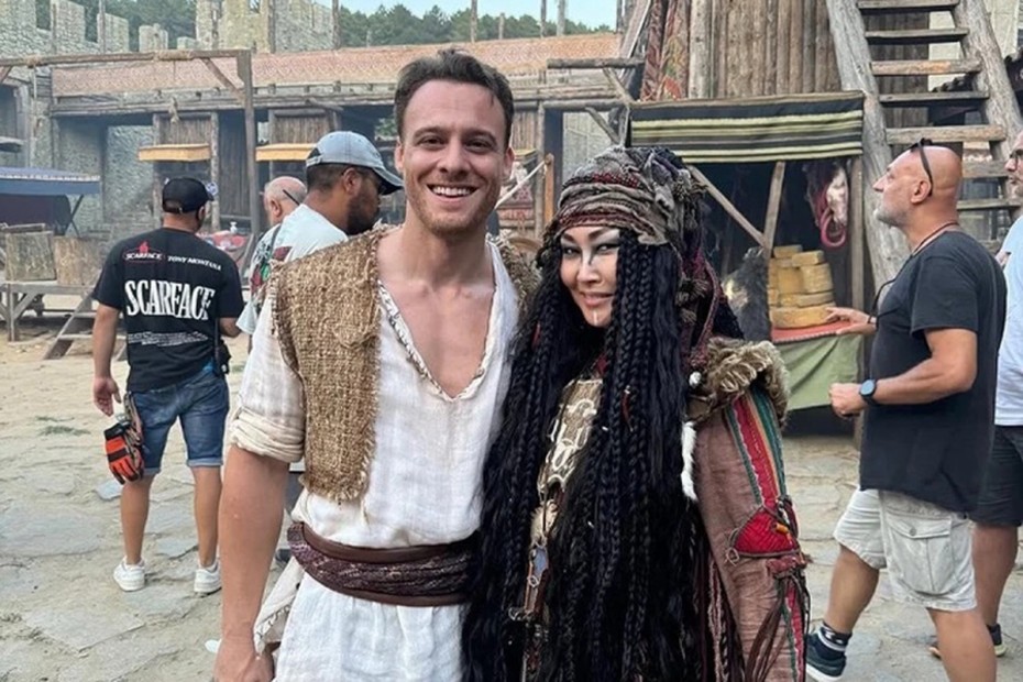 Якутская хомусистка Юлияна Кривошапкина снялась в турецкой адаптации фильма «Холоп»