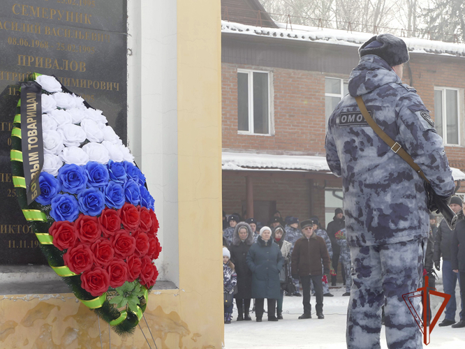 В Кузбассе вспоминают погибших омоновцев