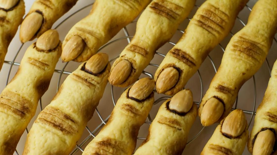 Ведьминские пальчики печенье