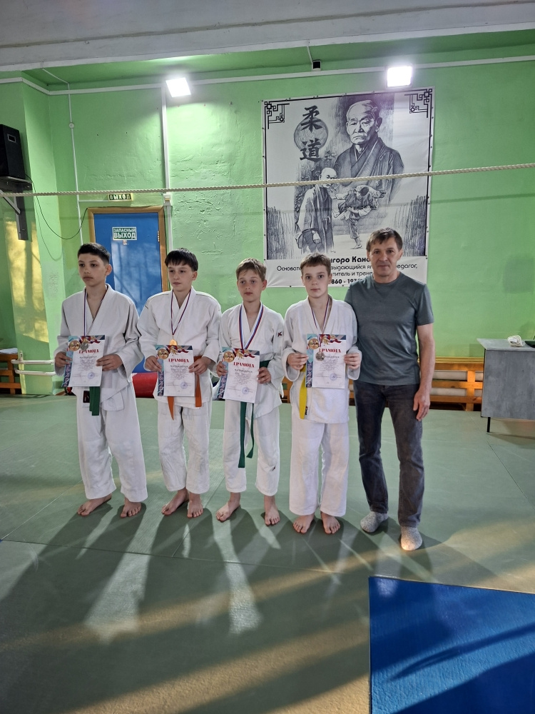 В Балаково прошел турнир по дзюдо, посвященный Дню Победы