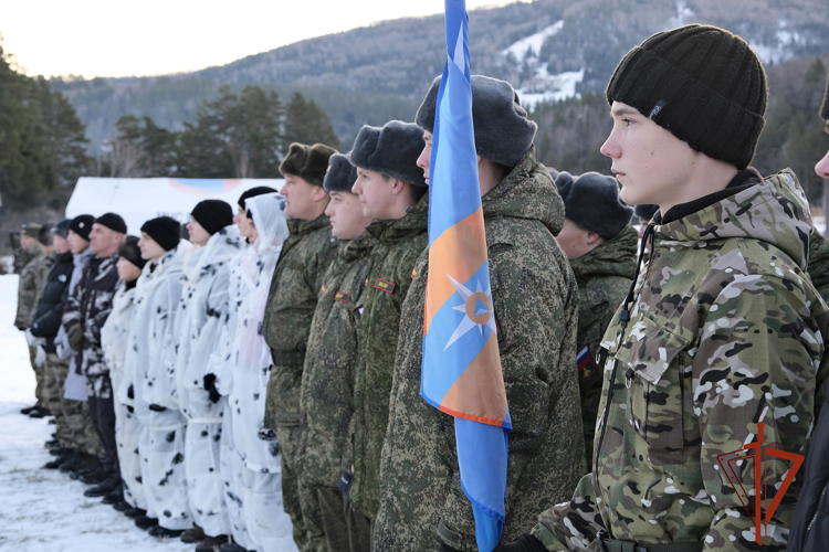 Росгвардейцы провели военно-спортивную эстафету для студентов и школьников 