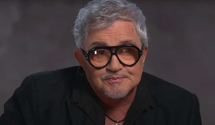 Дибров спешно покинул Россию после резонанса из-за скандального видео