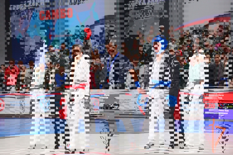 Чемпионат по рукопашному бою памяти Героя России Ивана Шелохвостова прошёл в Новосибирске