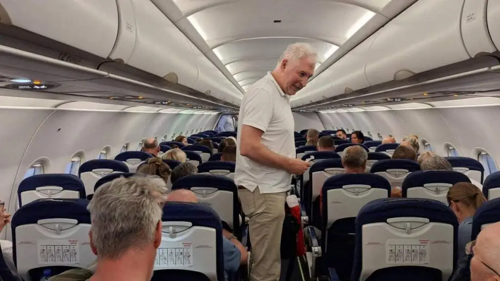 Обозревателя Марюса Лауринавичюса высадили с эвакуационного рейса из Иордании