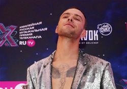 Украинский певец Макс Барских может иметь проблемы при въезде в Россию