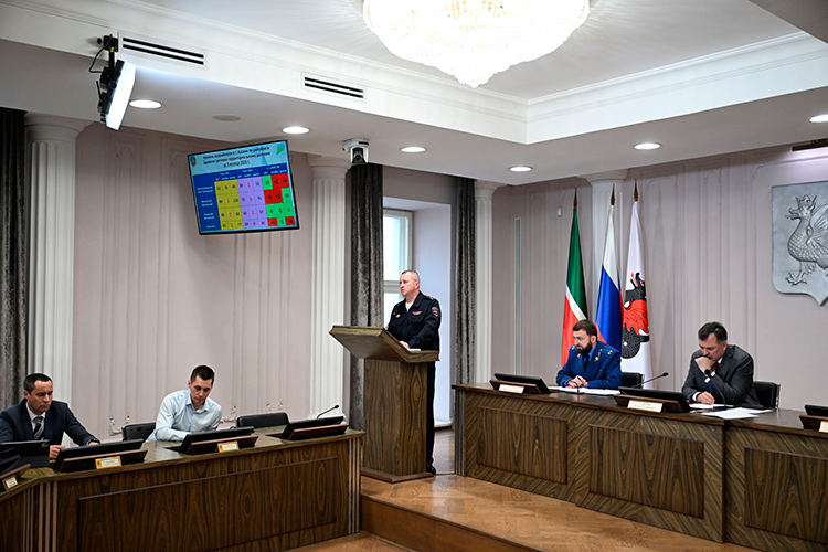 На комиссии по безопасности дорожного движения Казани пытались нащупать пути снижения аварийности на казанских дорогах