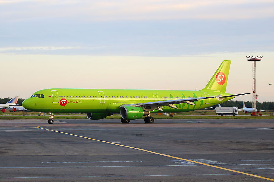 S7 Airlines a321. A321 s7. А321 самолет s7. S7 Иркутск Бангкок.