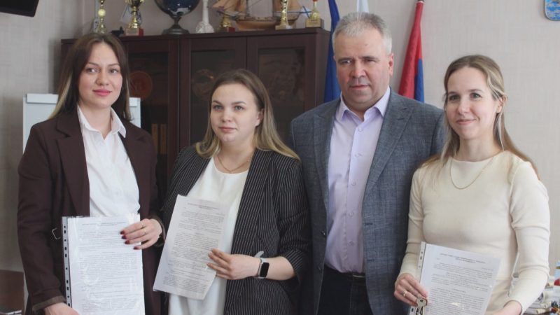 Молодые медики в Буе получили ключи от квартир