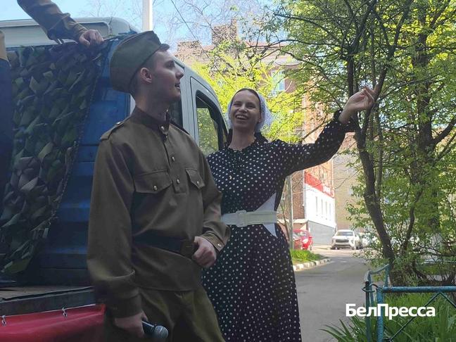 Фронтовые концертные бригады начали выступать в Белгороде у домов, где живут ветераны - Изображение 2