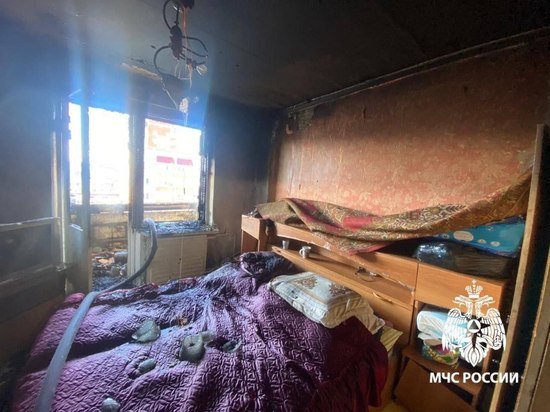 Пожарные Башкирии спасли из горящей квартиры трех человек