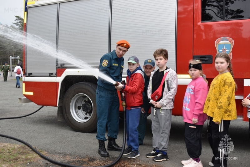 Южный Урал поздравил пожарную охрану с 375-летием!