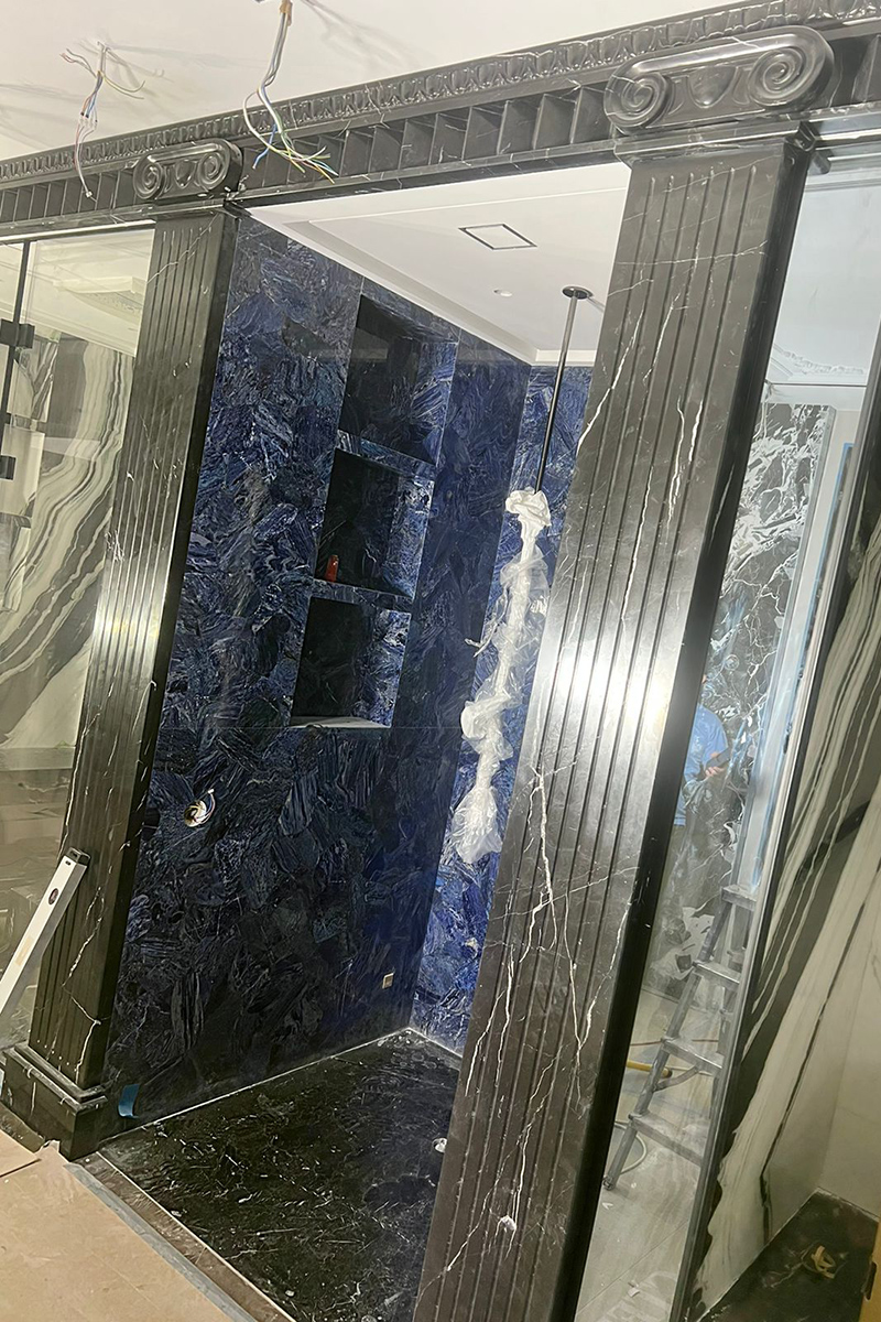 Отделка мрамором в доме Филиппа Киркорова