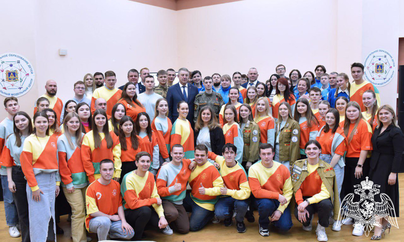 Росгвардеец стал участником встречи Губернатора Брянской области с участниками и волонтерами Всемирного фестиваля молодежи