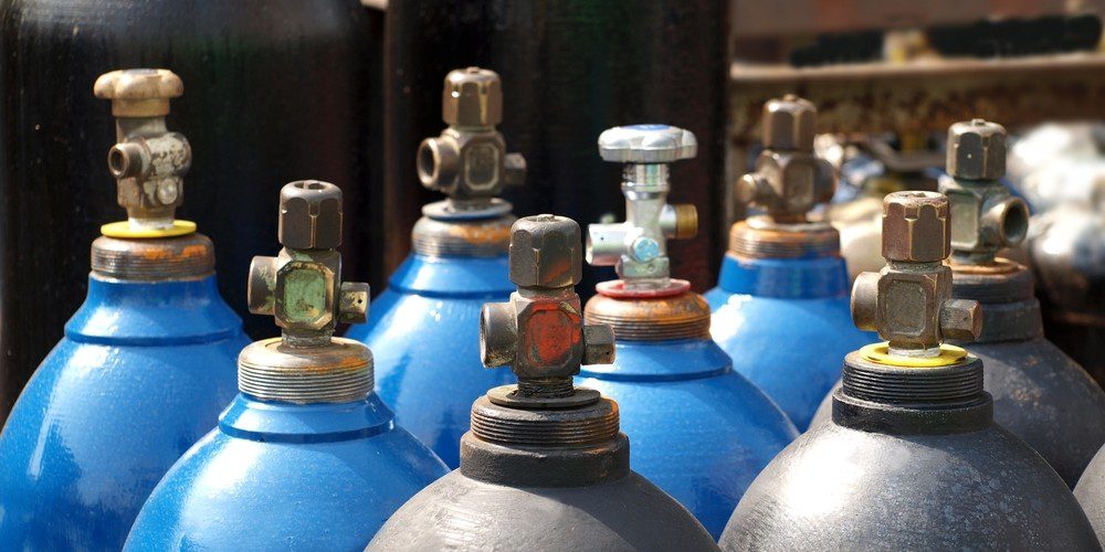 Монтаж технических газов. Синий баллон. Баллоны с техническими газами. Ацетиленовый баллон. Технические ГАЗЫ жидкие