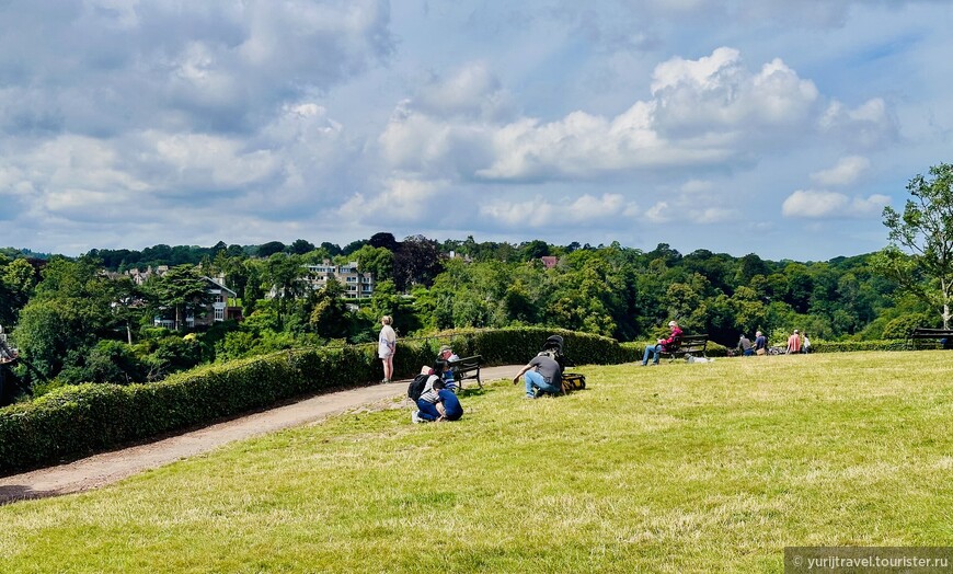 На холме Святого Винсента (St Vinsent's Hill) над рекой Эйвон