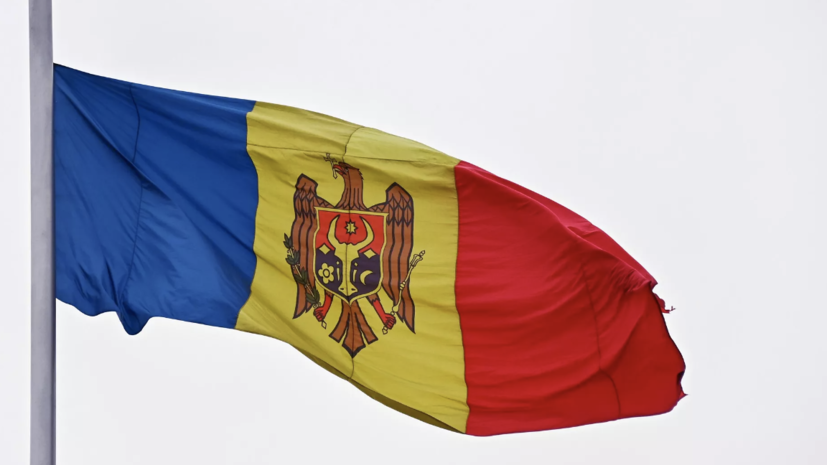 Парламент Молдавии отправил в отставку главу Нацбанка
